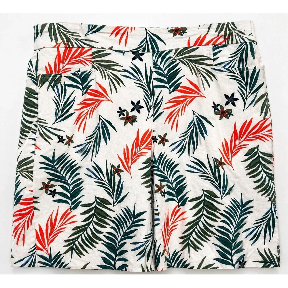 Terra & Sky Tropical Palm Leaf Bermuda Shorts 0X 14W Stretch Summer White